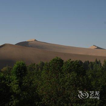 敦煌鸣月山庄酒店提供图片