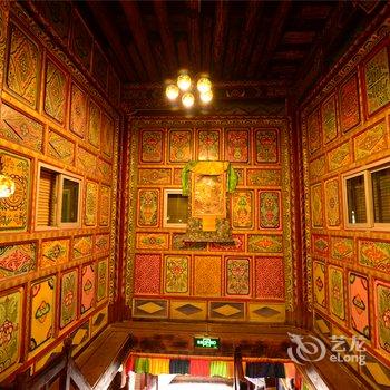 稻城亚丁藏迦主题文化酒店酒店提供图片