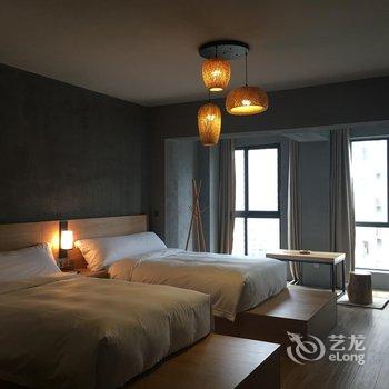 重庆的米空间酒店(观音桥北滨路鎏嘉码头店)酒店提供图片