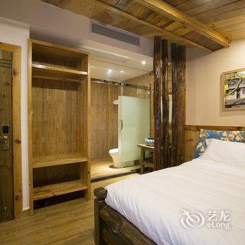 张家界虫二客栈酒店提供图片