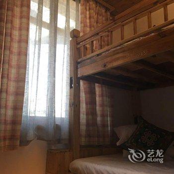 张家界虫二客栈酒店提供图片