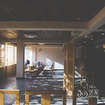 雷山西江千户苗寨望山隐宿酒店提供图片