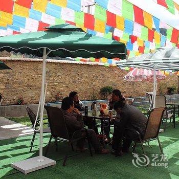 松潘昌吉美朵隆酒店酒店提供图片