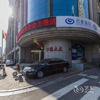 沈阳百银大厦酒店提供图片