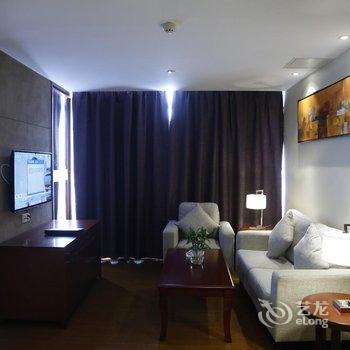 铭鑫酒店(广州番禺市桥地铁站易发步行街店)酒店提供图片