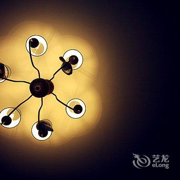 青岛芒豆的暖屋酒店提供图片