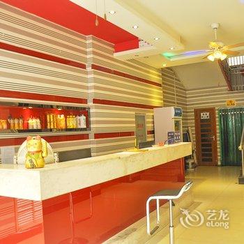 河津美立房主题酒店汾滨街店酒店提供图片