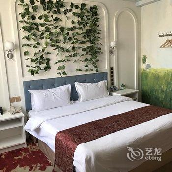 陇南香山红叶主题酒店酒店提供图片