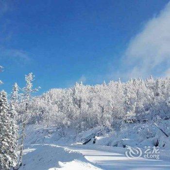 雪乡二浪河时光客栈酒店提供图片