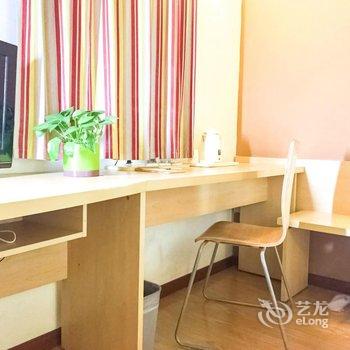 明和商务酒店(重庆龙湖店)(原7天酒店重庆龙湖店)酒店提供图片