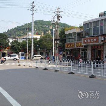 临县丰瑞霖大酒店酒店提供图片