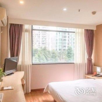 明和商务酒店(重庆龙湖店)(原7天酒店重庆龙湖店)酒店提供图片