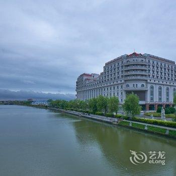 金巴兰国际酒店(上海虹桥枢纽国家会展中心店)酒店提供图片