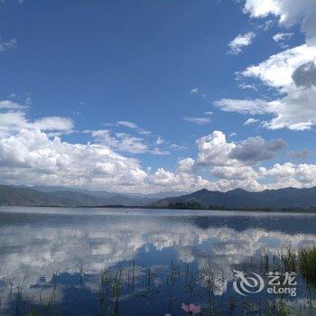 丽江泸沽湖沐光水岸客栈酒店提供图片