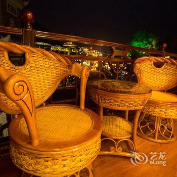 湘西凤凰迎曦楼江景客栈酒店提供图片