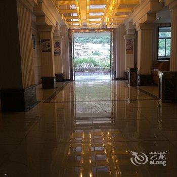 稻城圣山商务酒店酒店提供图片