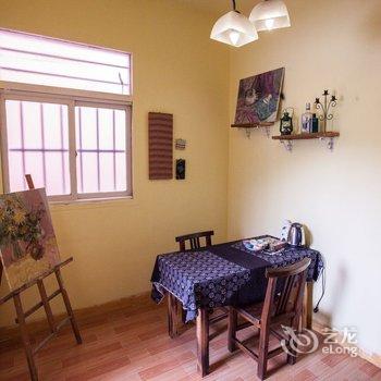 厦门北站狗窝主题驿站酒店提供图片