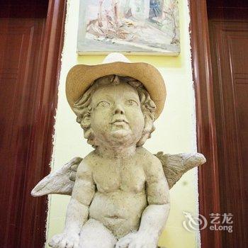 厦门北站狗窝主题驿站酒店提供图片