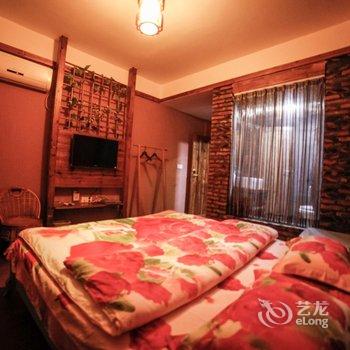 凤凰WE旅店酒店提供图片