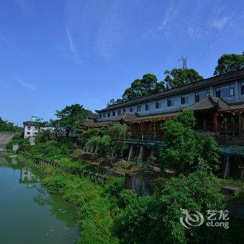 峨眉山·湖景印象度假酒店酒店提供图片