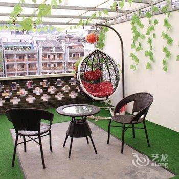 万千卉翠风格小居酒店提供图片