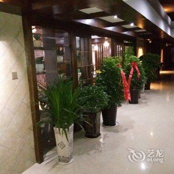 张家界夜泊禾田风格主题客栈酒店提供图片