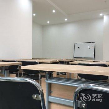 尚客优连锁酒店丹阳火车站店(丹阳市开发区金宏宾馆)酒店提供图片