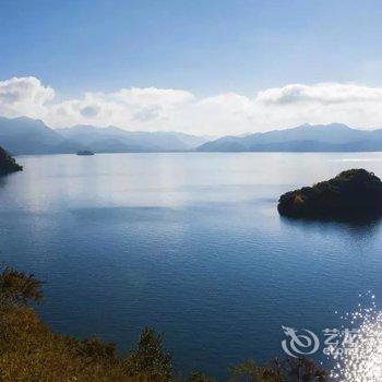 丽江泸沽湖故事轻奢湖景度假客栈酒店提供图片
