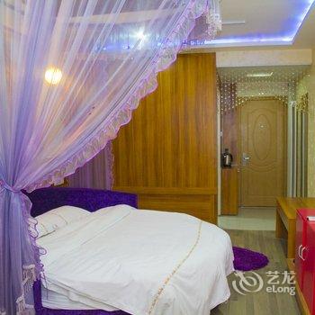 潍坊简爱红柜主题客房酒店提供图片