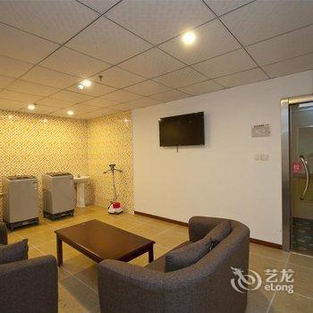 如家快捷酒店(临沂河东区东兴路飞机场店)酒店提供图片
