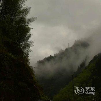 重庆天梯客栈酒店提供图片