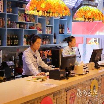 阳城不见不散时尚主题影咖酒店酒店提供图片