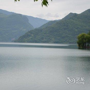 雷波马湖景泓酒店酒店提供图片