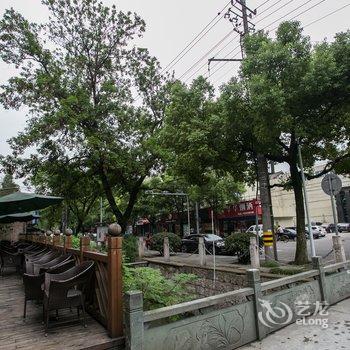 绍兴红蔷薇主题酒店酒店提供图片