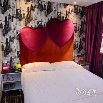 十堰爱情公寓主题酒店酒店提供图片