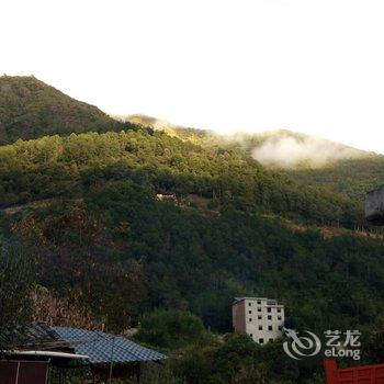 海螺沟娱农客栈酒店提供图片