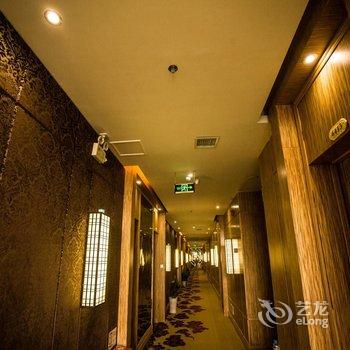 黄梅裕龙大酒店酒店提供图片