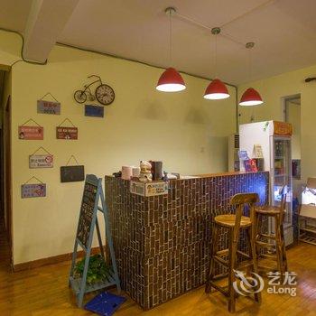 同学青年旅舍(珠海拱北口岸店)酒店提供图片