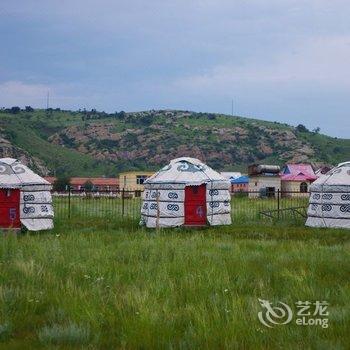 赤峰达里湖南岸蒙古庄园酒店提供图片