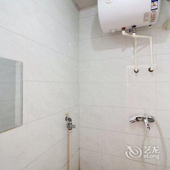 青岛好来屋旅馆汽车北站店酒店提供图片