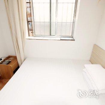 青岛好来屋旅馆汽车北站店酒店提供图片