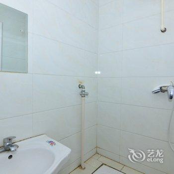 青岛好来屋旅馆汽车北站店酒店提供图片