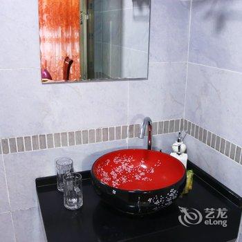 荆州玫瑰主题酒店酒店提供图片
