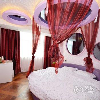 新郑锦昇情侣主题酒店酒店提供图片
