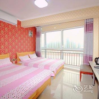 青岛栈桥时尚度假日租房酒店提供图片