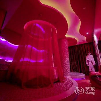 泉州晋江花界情侣主题酒店机场店酒店提供图片