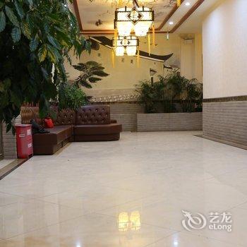 阜阳紫禁城主题宾馆酒店提供图片