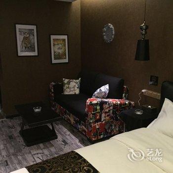 兰州西站乐谷臻品酒店式主题公寓酒店提供图片