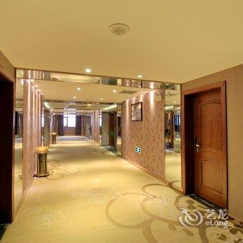 镇平县金沙温泉酒店酒店提供图片