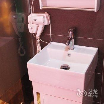 龙江县富英达主题宾馆酒店提供图片